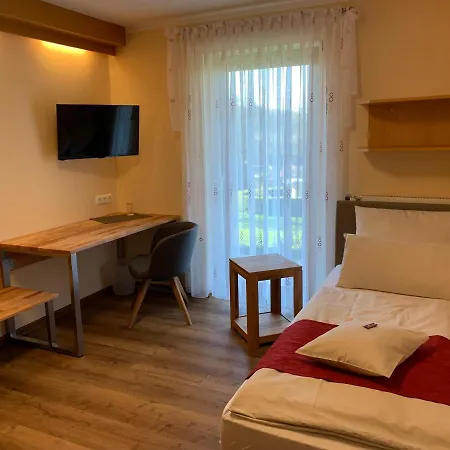 Konukevi Gaestehaus Koeglmaier