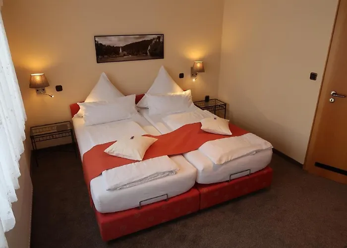 Gaestehaus Koeglmaier Casa de hóspedes 3*